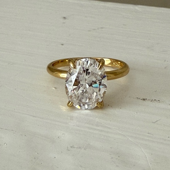 The Elena- Gold Moissanite Ring size 5 - Picture 1 of 3
